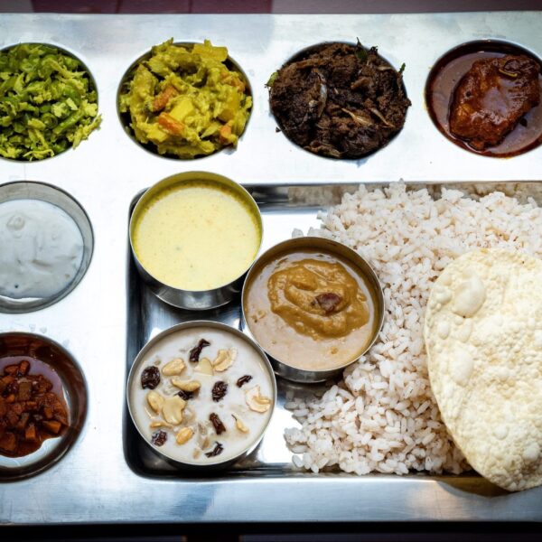 Non- Veg Meals (includes beef/chicken & fish curry)