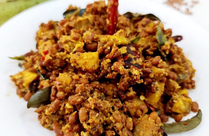 Kaa Payar Thoran (Plantain, Red peas)